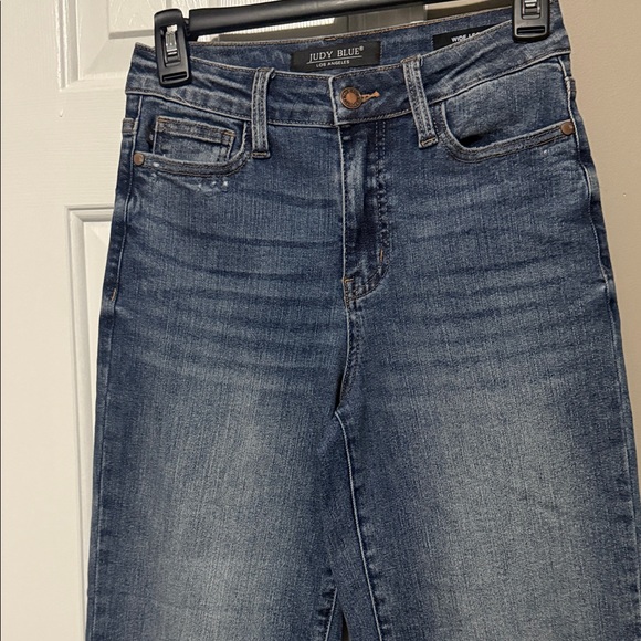 Judy Blue Los Angeles Distressed Wide Leg Jeans Sz 0/24 | Stretch High Rise - Picture 4 of 14